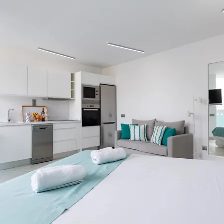Edison Building 203 By Canariasgetaway Apartman *